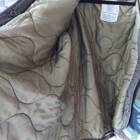 Men's Camouflage Coat SZ M Hunting Military Field Jacket With Liner Cold Weather - Picture 10 of 16